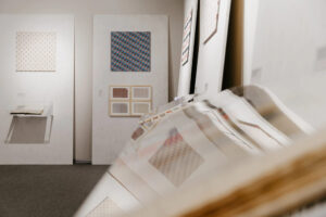 Фрагмент экспозиции «Ускользающий паттерн», 2022. Катя-Анна Тагути