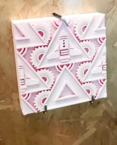 Фрагмент золотой ниши (печать). Ракета 3Д. Ускользающий паттерн, 2022. Катя-Анна Тагути